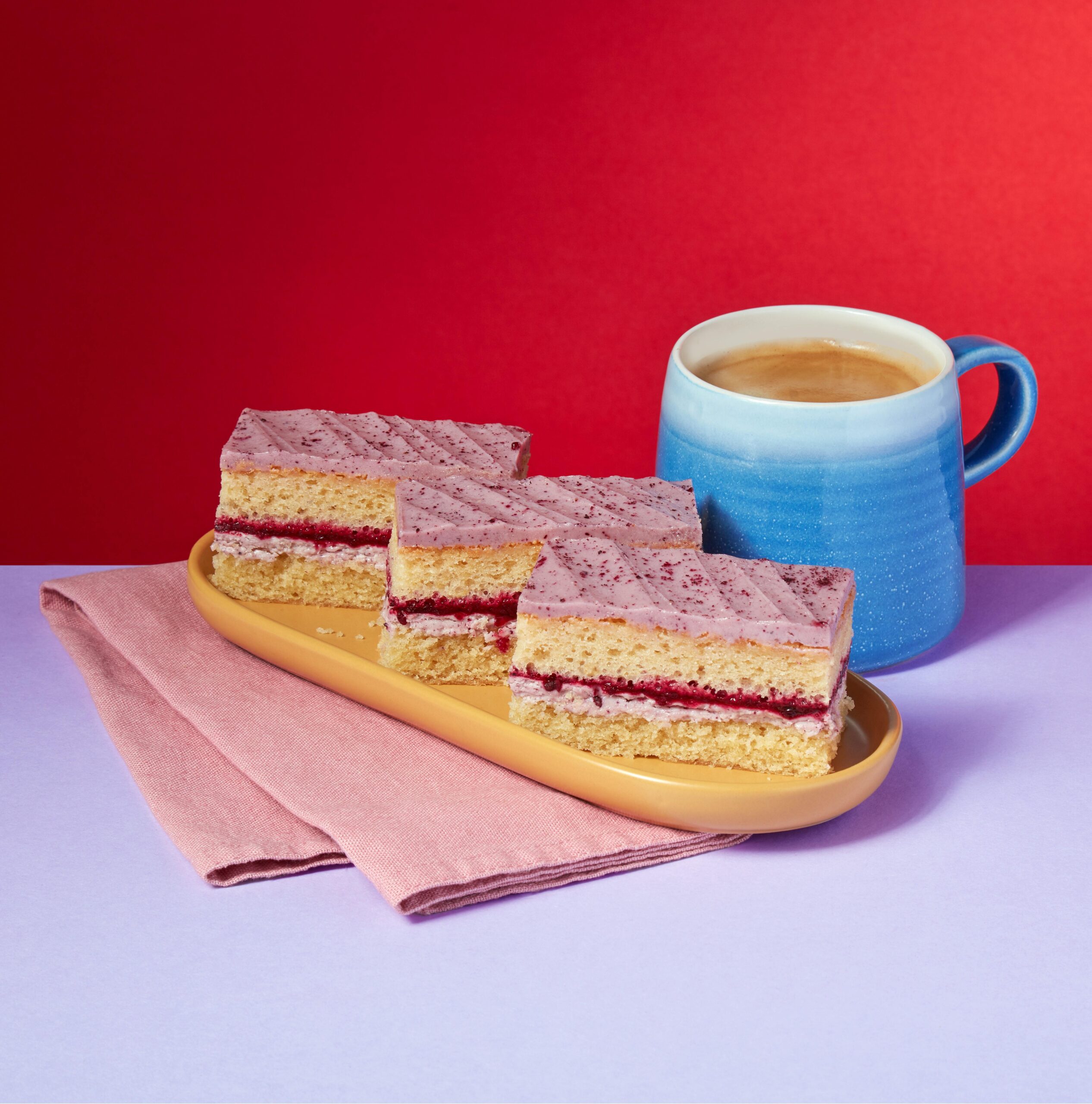 Blackberry & Mascarpone Traycake